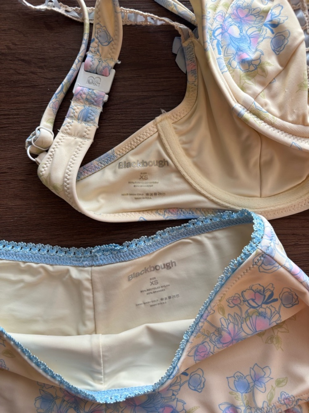 Blackbough Angel Cake bikini set - Picture 3 of 3